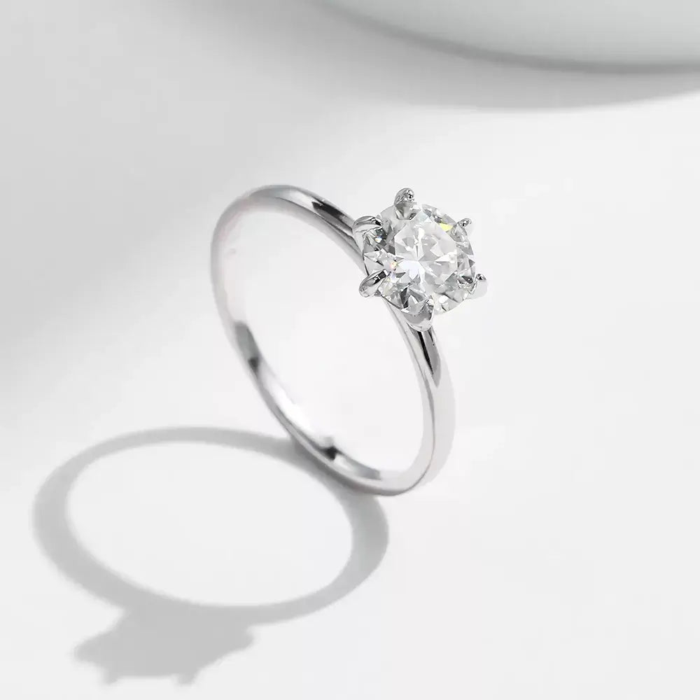 Anel Solitário em Prata 925 com Moissanite 1CT e Banho a Platina Eternalis Veliur