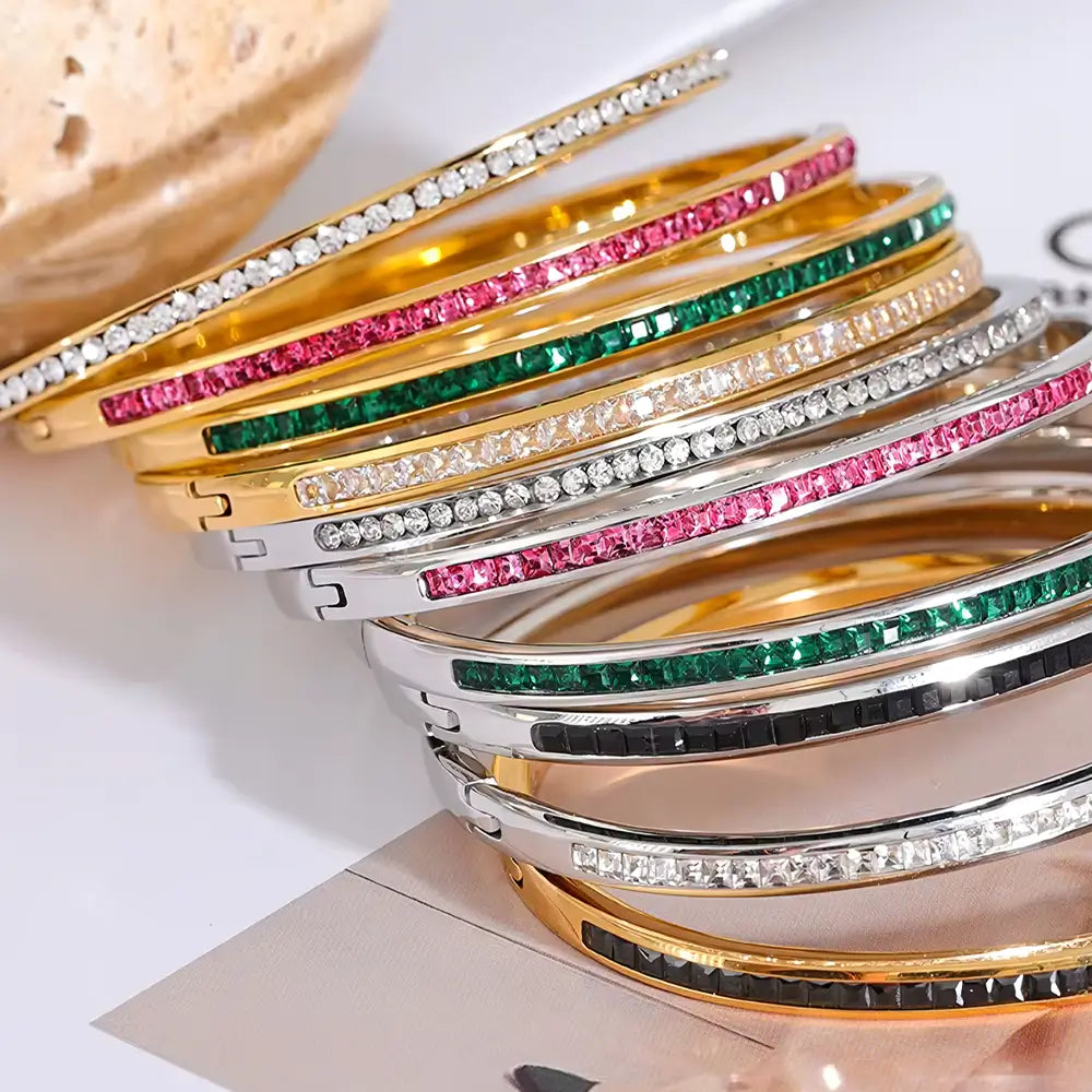 Braceletes Dourados e Pratas Femininos Elizara Cravejado com Zircônias - Banhados a ouro ou platina