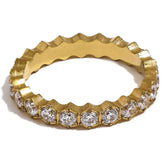 Anel Feminino Dourado Ondulado Cravejado de Zircônias Eternidade Luviane - Banhado a Ouro 18k