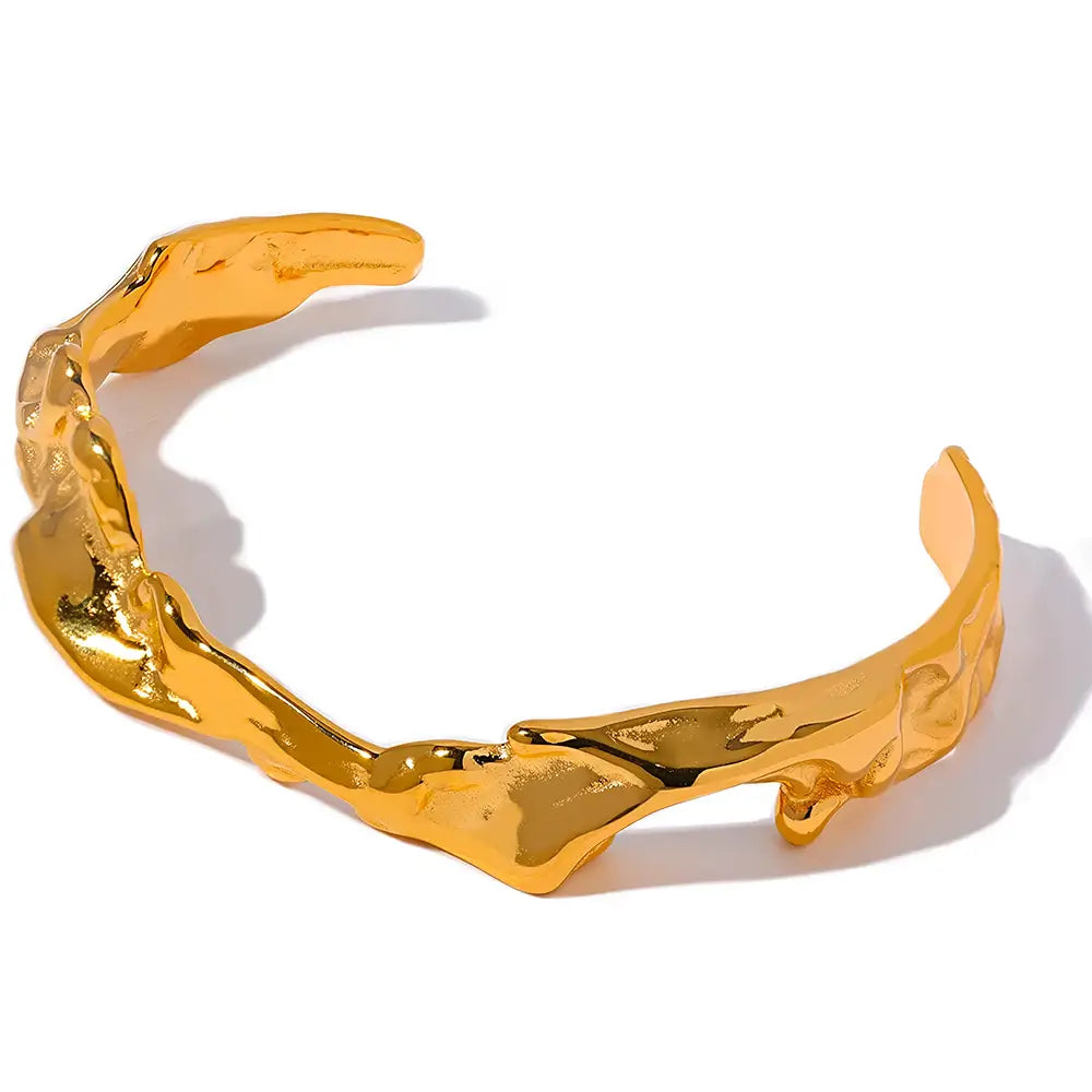 Bracelete Dourado Feminino rígido aberto irregular com contornos únicos e acabamento espelhado