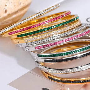 Braceletes Dourados e Pratas Femininos Elizara Cravejado com Zircônias - Banhados a ouro ou platina