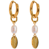 Brinco Feminino Argola Dourada com Pérola Natural e Pingente Floral Vivienna - Banhado a Ouro 18k