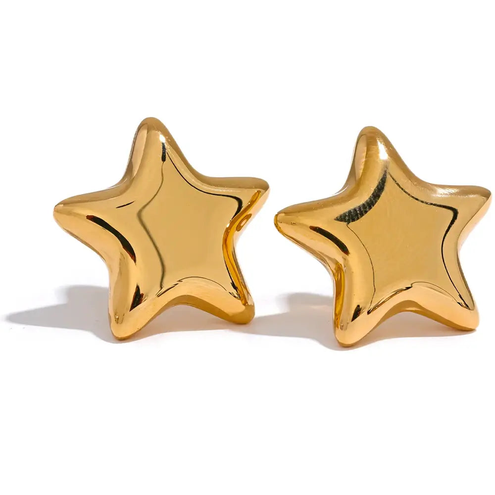 Brinco Feminino Dourado estrela Stella banhado a ouro com acabamento uniforme